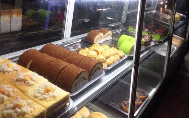 Quý Nga - Bánh Mì & Bánh Ngọt