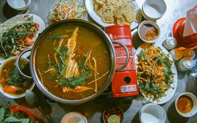 Quán Thanh Lan - Lẩu Đuôi Bò & Bò Sốt Vang