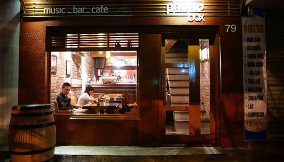 Phono Box - Cafe & Restaurant
