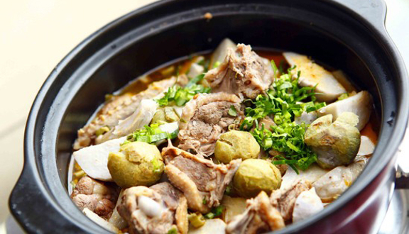 Lẩu Vịt Om Sấu - Lê Lai
