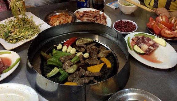 Lẩu Bò Úc - Hoàng Quý