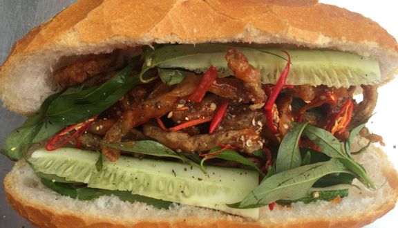 Khu Ăn Vặt - Cổng ĐH Hàng Hải