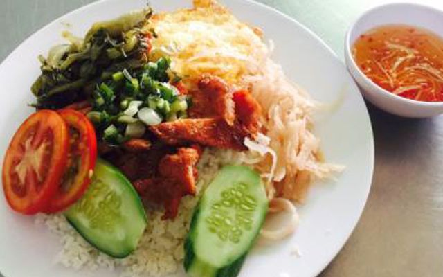 Cơm Tấm Bốn Mùa - Nguyễn Bình