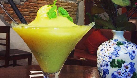 Cafe & Shisha Smoke