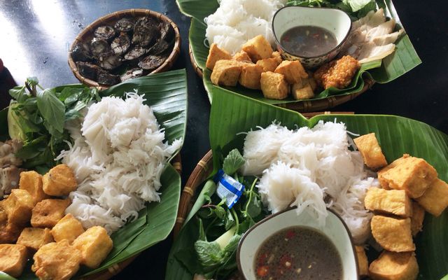Bún Đậu, Thịt Ba Chỉ, Chả Cốm, Chả Mực