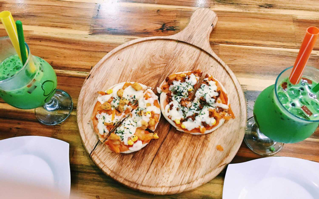 Pizza Xúc Xích Vui Vẻ