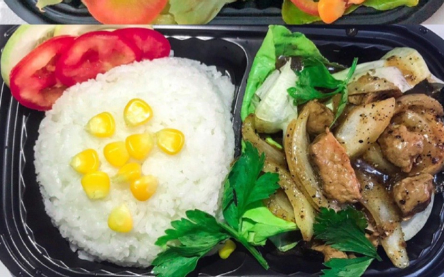 Cơm Bò Xào Cải Chua
