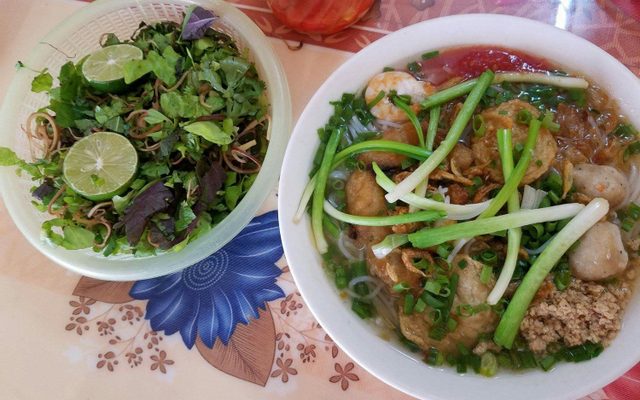 Bánh Đa Cua - 45 Cát Bi
