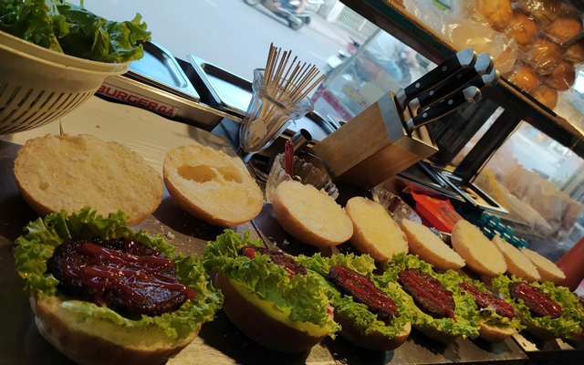 Ben's - Hamburger & Gà Rán