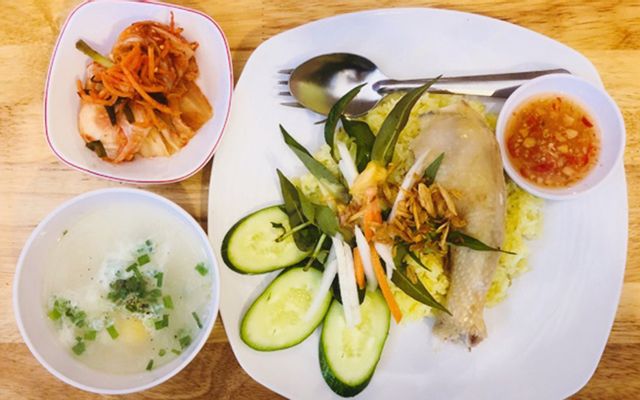 Cơm gà chiên mắm + Canh khổ qua