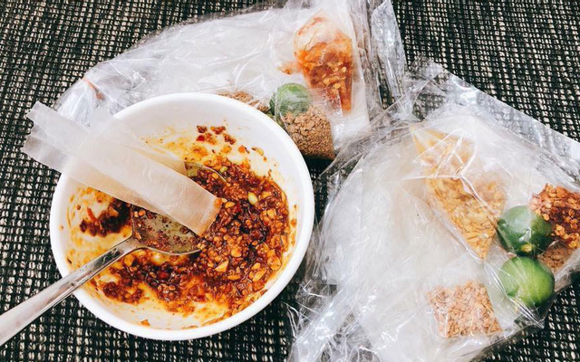 Bánh tráng rong biển muối tỏi hành phi