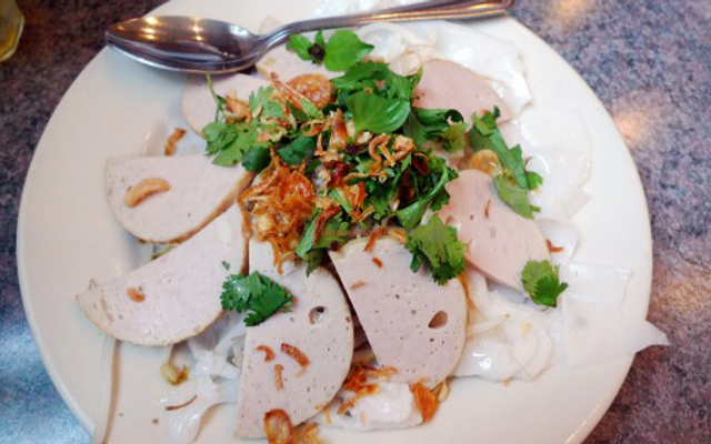 Bánh cuốn nóng