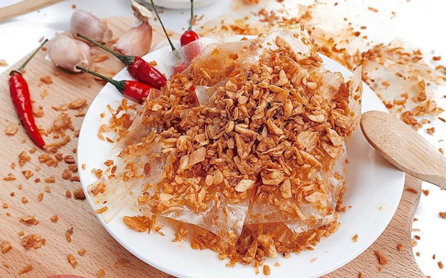 Cơm cháy rưới mắm chà bông