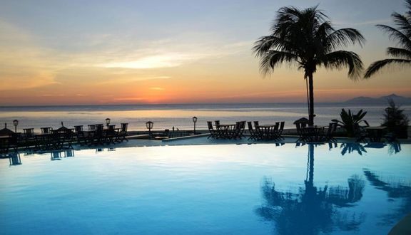 Sandy Beach Non Nước Resort