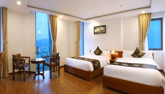 Merry Land Hotel