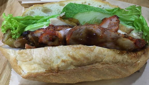Bánh Mì Kẹp - Ga Quốc Nội