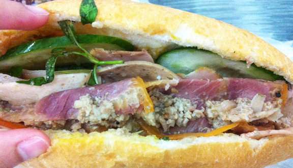 Bánh Mì Hội An - Hòa Hảo