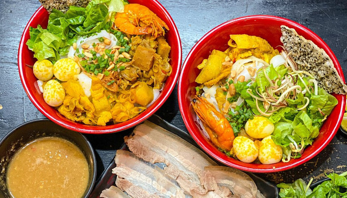 1 x Mì Quảng Ếch (Nguyên Con), 1 Trà Quất, 1 x Mì Quảng Đặc Biệt