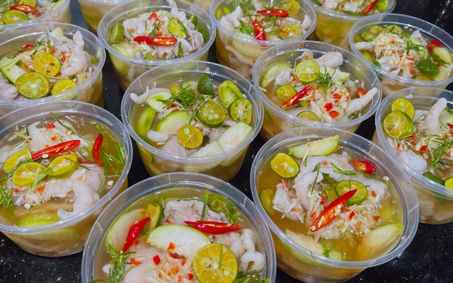 Tiệm Ăn Vặt - Chân Gà Ngâm Sả Tắc - Sài Đồng