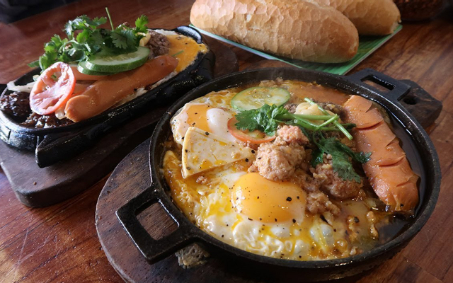 Bánh Mì Chảo Bò Bít Tết