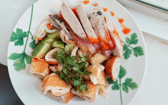 Bánh Mì Cắt Lát - Lê Thánh Tôn
