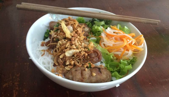 Bánh Mì & Bún Thịt Nướng - Hải Yến