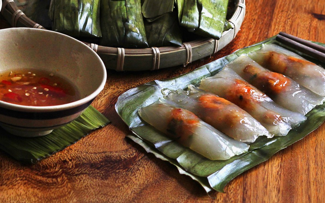 Bánh ít trần (nhân tôm thịt)