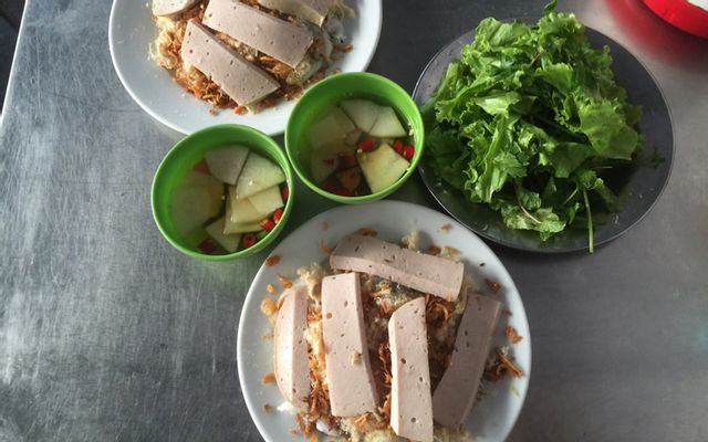 Bánh Cuốn Nóng