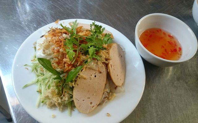 Bánh Cuốn Nóng Giò Chả