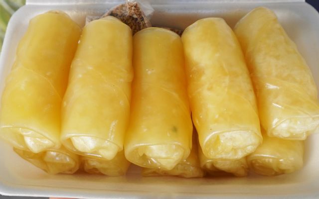 Bánh Cuốn Ngọt Campuchia