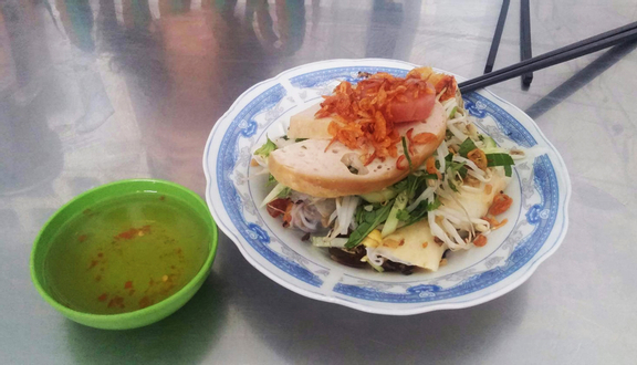 Bánh Cuốn 977