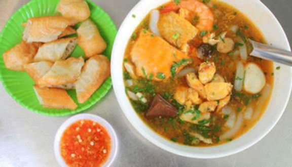 Bánh Canh Cua Ngọc Trinh - Lê Quốc Hưng