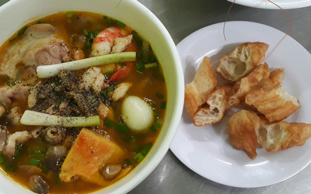 Bánh Canh Cua Hẻm 284 Lê Văn Sỹ