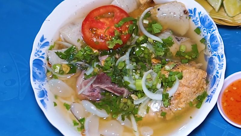 Bánh Canh & Bún Chả Cá Nha Trang - Vạn Kiếp
