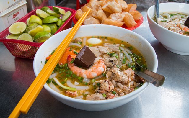 Bánh Canh Bột Gạo Chả Cua