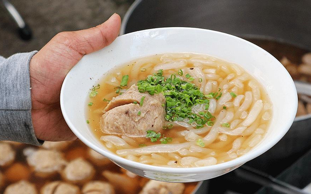Tô 2 Viên Khổng Lồ