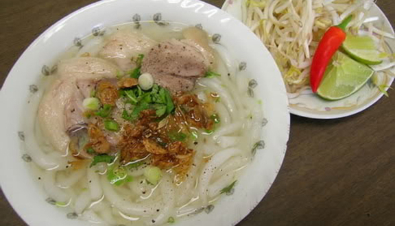 Bánh Canh Bình Dân Chung Cư