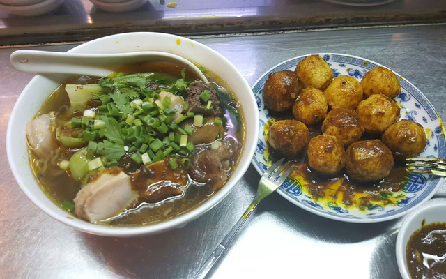 Mì sa tế thịt bò