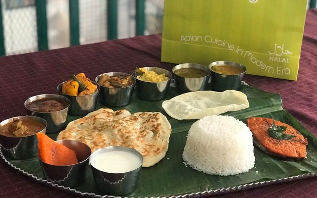 Banana Leaf - Roti House Saigon