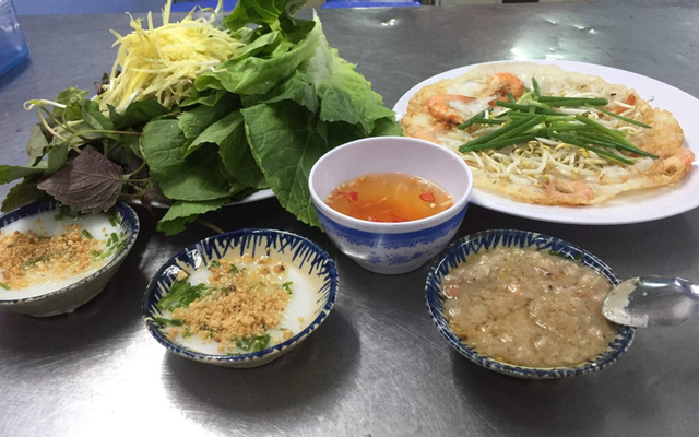 Bà Sáu - Bánh Xèo, Bánh Bèo & Chả Ram