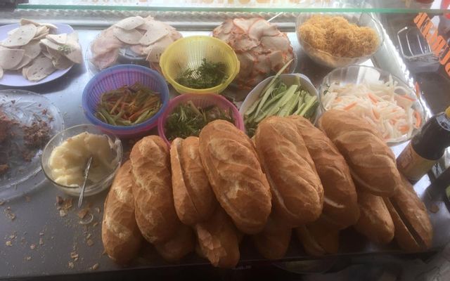 Chả lụa gói lá (chay)