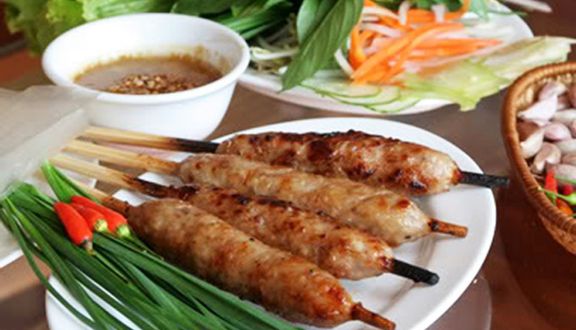 Bà Hậu - Nem Nướng Đà Lạt