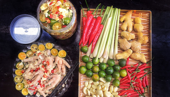 Bà Bông Quán - Chân Gà Sả Tắc - Shop Online