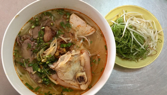 Bà Ba - Cơm & Bún Bò Huế