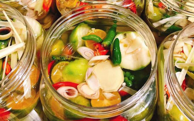 Chân Gà Sả Tắc