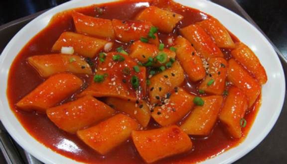Ăn Vặt Cô Tuyết - Lê Thúc Hoạch