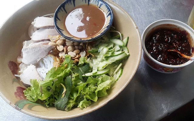 Cơm sườn non
