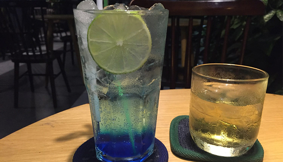 Akutik Cafe