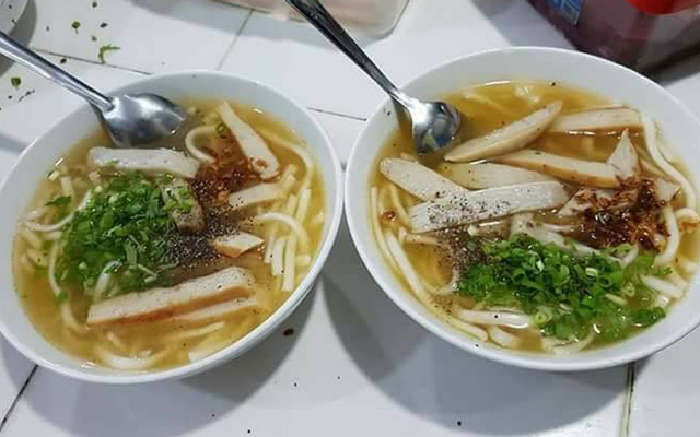 Bánh canh tô em bé