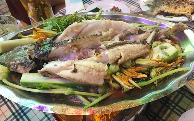 939 Hòn Chồng